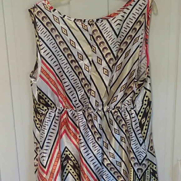 NEVER WORN Vintage COLORFUL printed SILK Dress🌝 - Picture 4 of 5